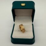 Anillo Espiga 4gr / Talla 5 3/4 Circones Blancos Oro Amarillo 18k - Image 4