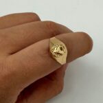 Anillo Sello Caballo Herradura 1.4gr / Talla 7 Liso Oro Amarillo 18k - Image 4
