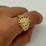 Anillo Virgen Guadalupe 7gr / Talla 10 1/4 Circones Verdes Oro Amarillo 18k - Image 4