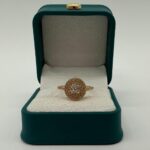 Anillo Solitario 3.5gr / Talla 8 1/4 Circones Blancos Oro 18k