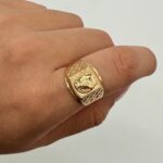 Anillo Sello Caballo Herradura 3.1gr / 10 1/2 Texturizado Oro Amarillo 18k - Image 4